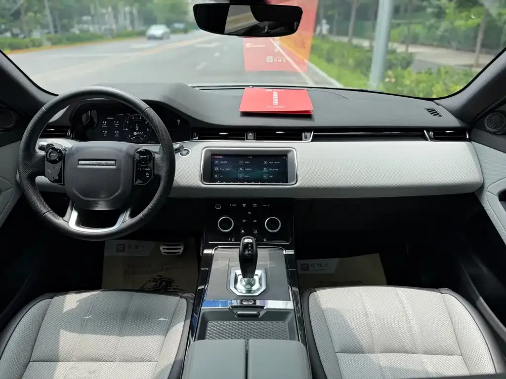 Land Rover Evoque — фото 5