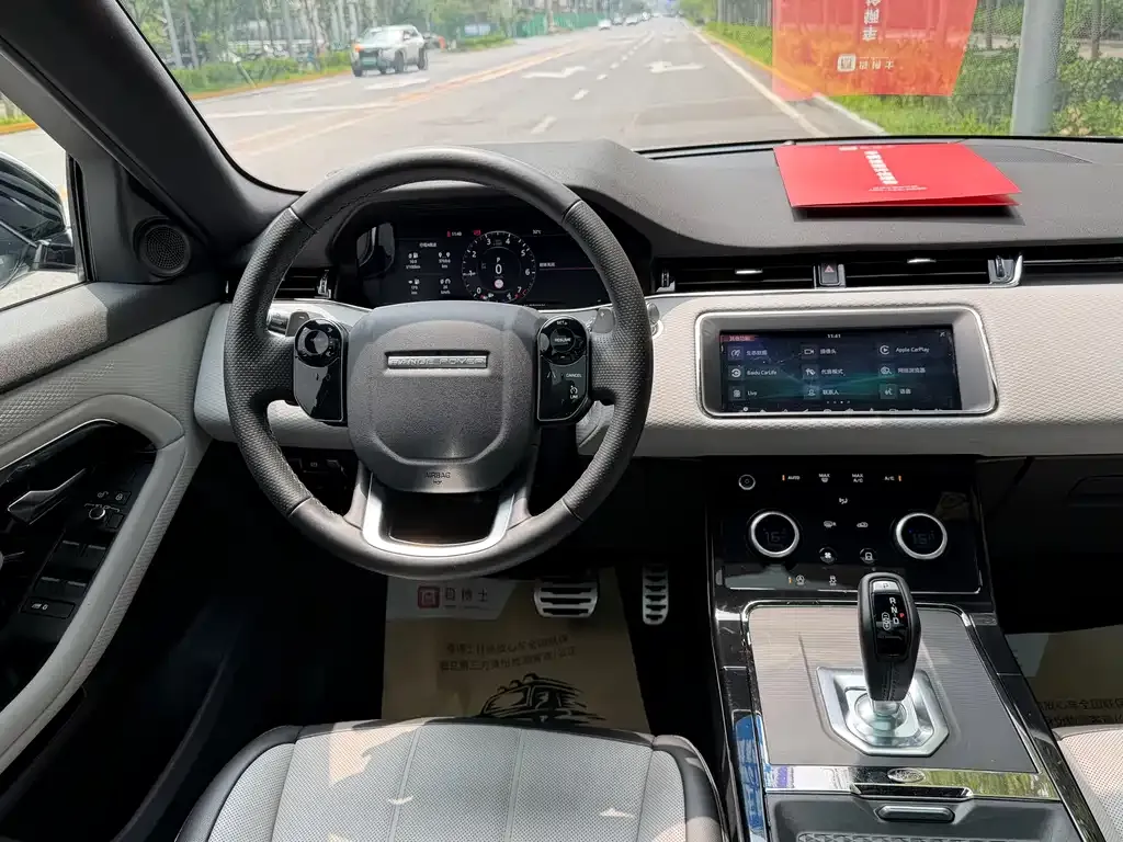 Land Rover Evoque — фото 8