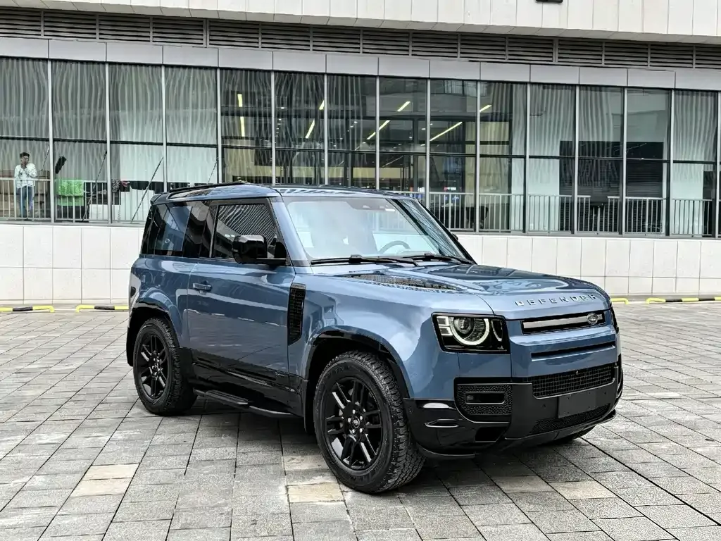 Land Rover Defender — фото 6