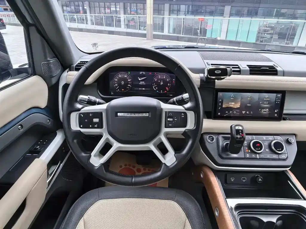 Land Rover Defender — фото 8