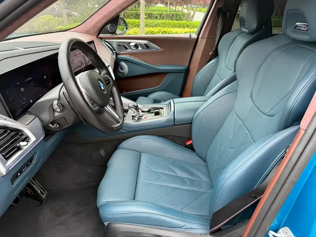 BMW XM — фото 7