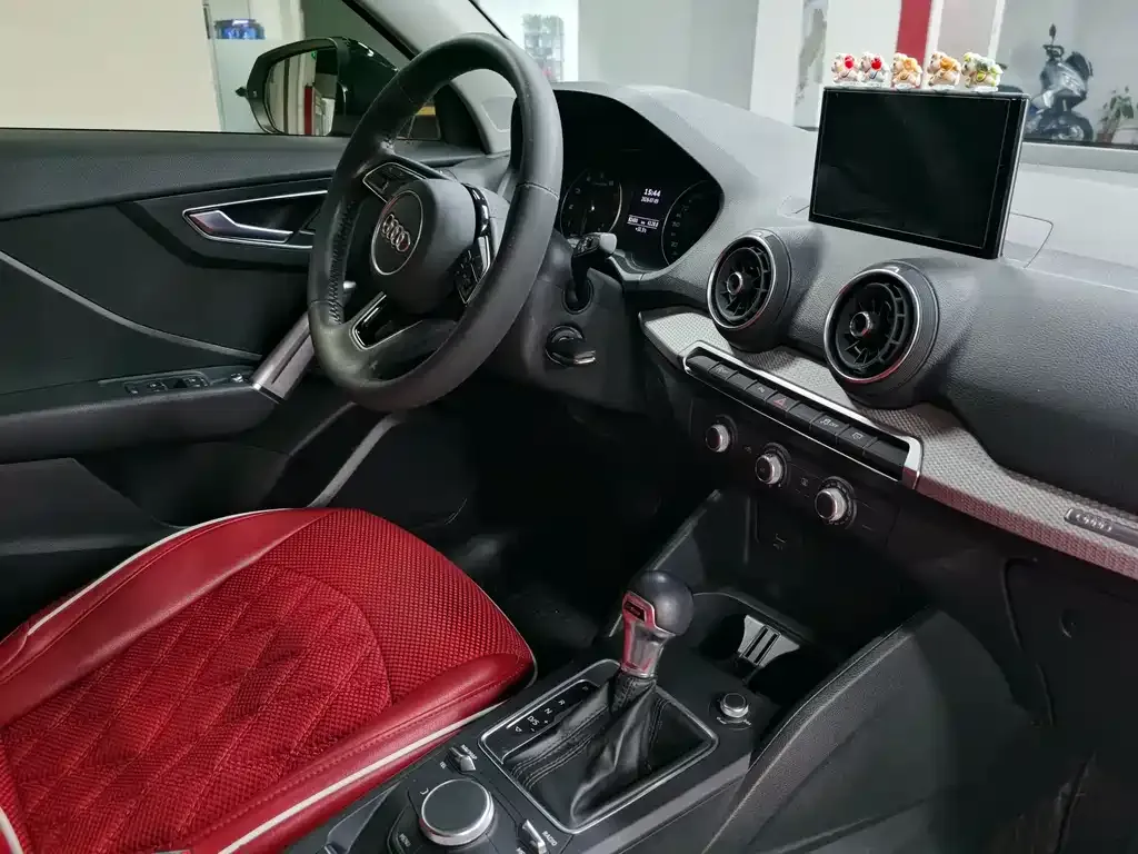Audi Q2L 2021 из CN, фото 3