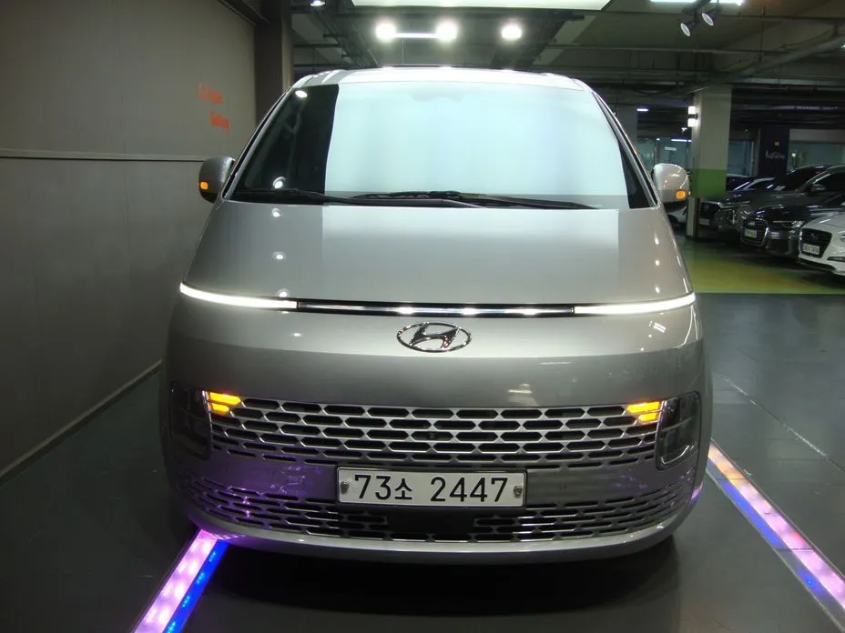 Hyundai Staria — фото 1
