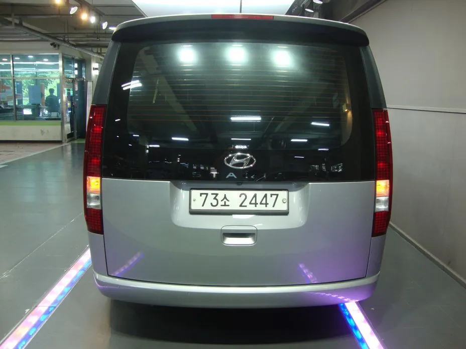 Hyundai Staria — фото 4
