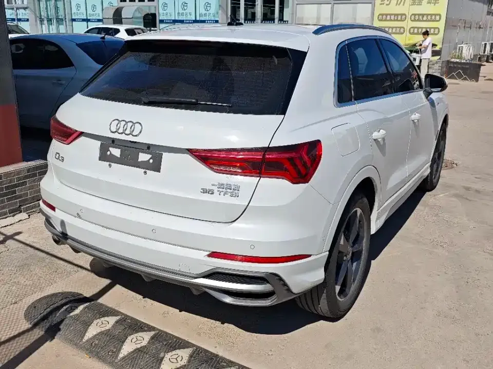 Audi Q3 — фото 2