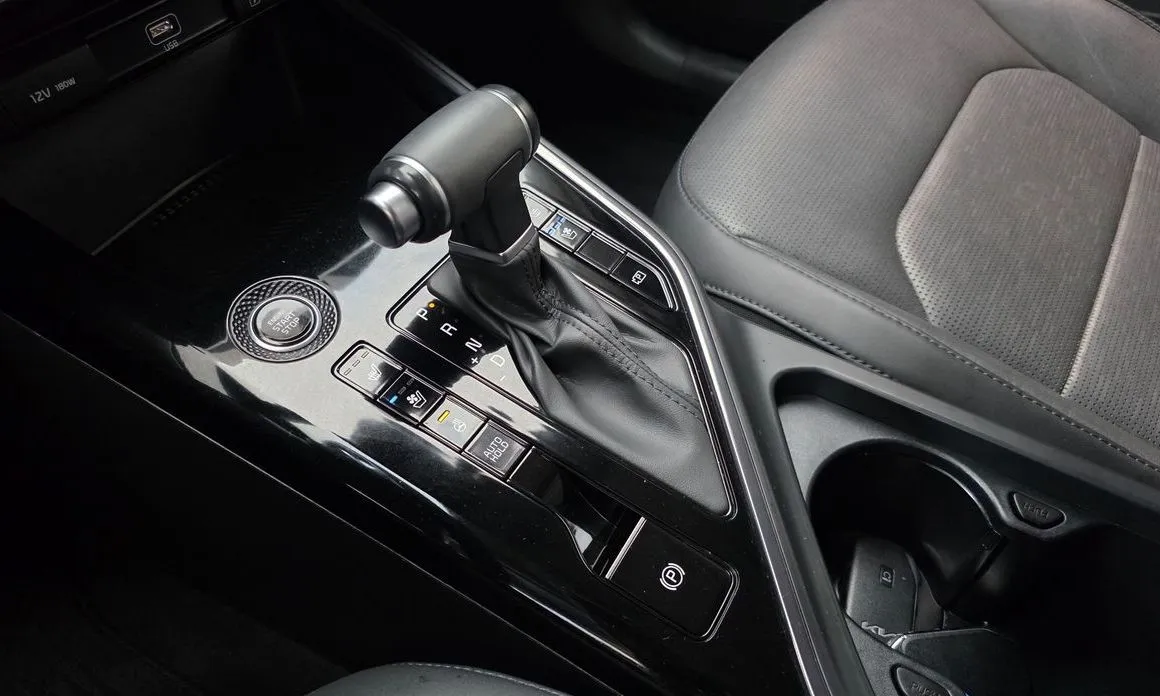 Kia Niro — фото 10