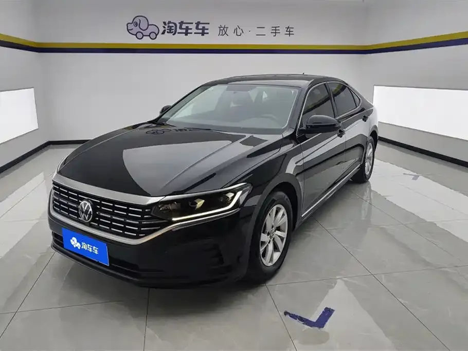 Volkswagen Passat — фото 1