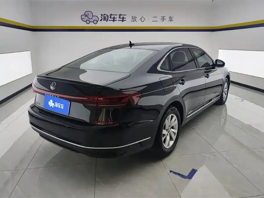 Volkswagen Passat — фото 8