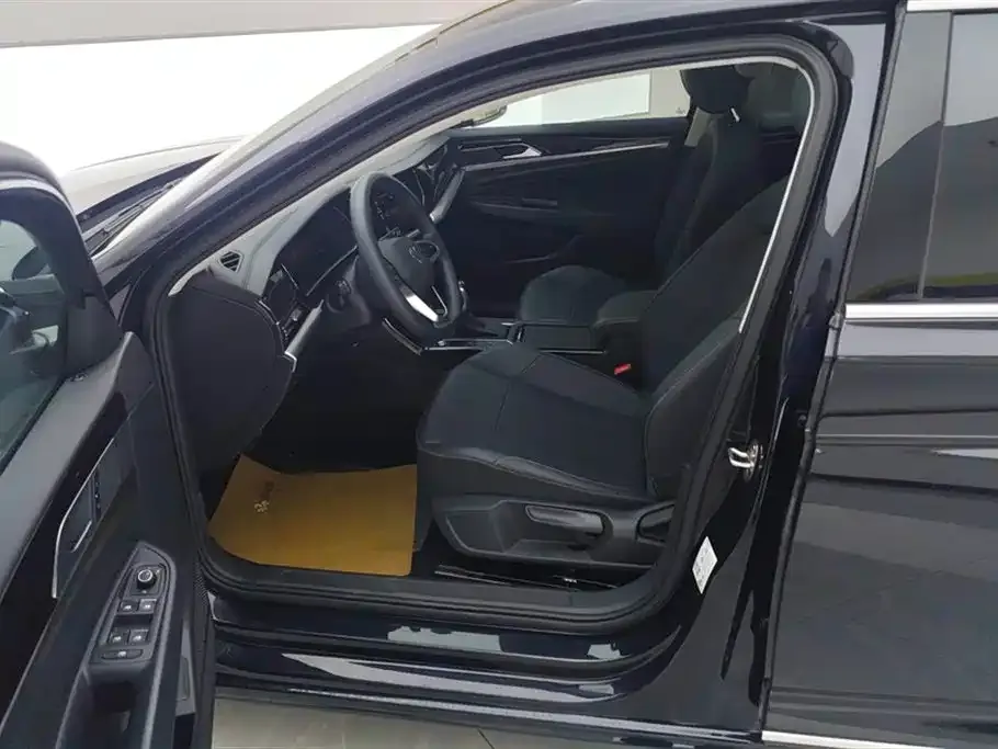 Volkswagen Passat — фото 3