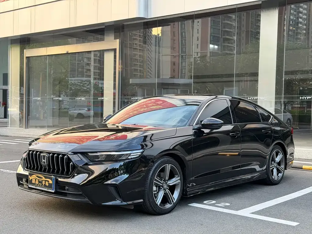 Honda Inspire — фото 1
