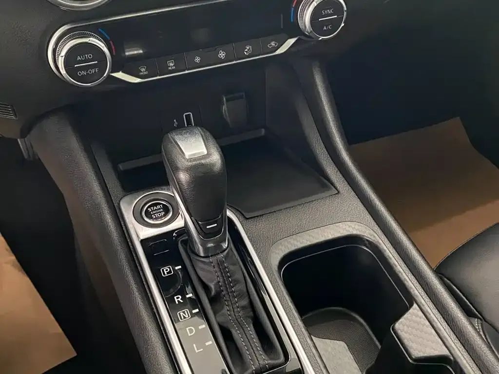 Nissan Sylphy 2022 из CN, фото 7