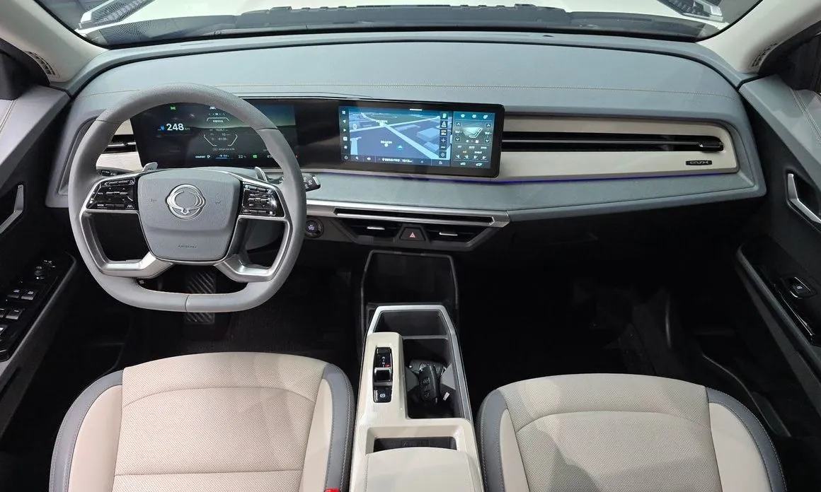 KG Mobility (Ssangyong) Torres — фото 10