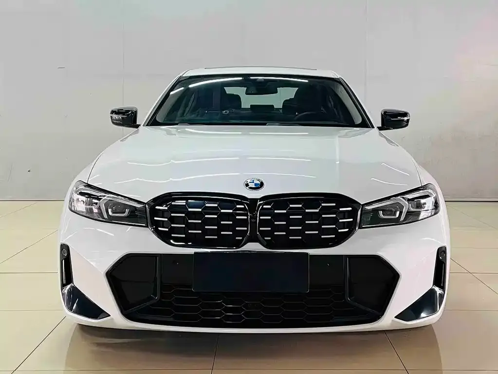 BMW 3 Series — фото 1