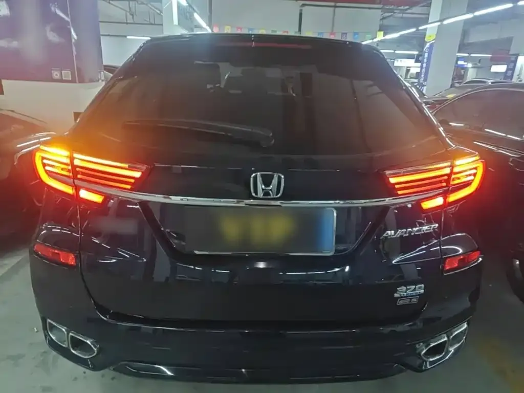 Honda Avancier — фото 10