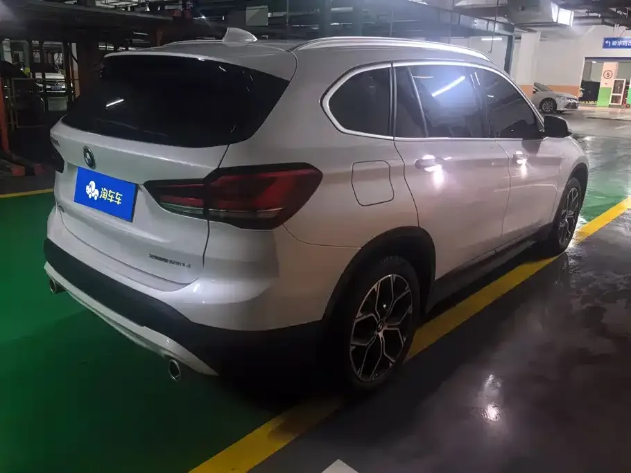BMW X1 — фото 2