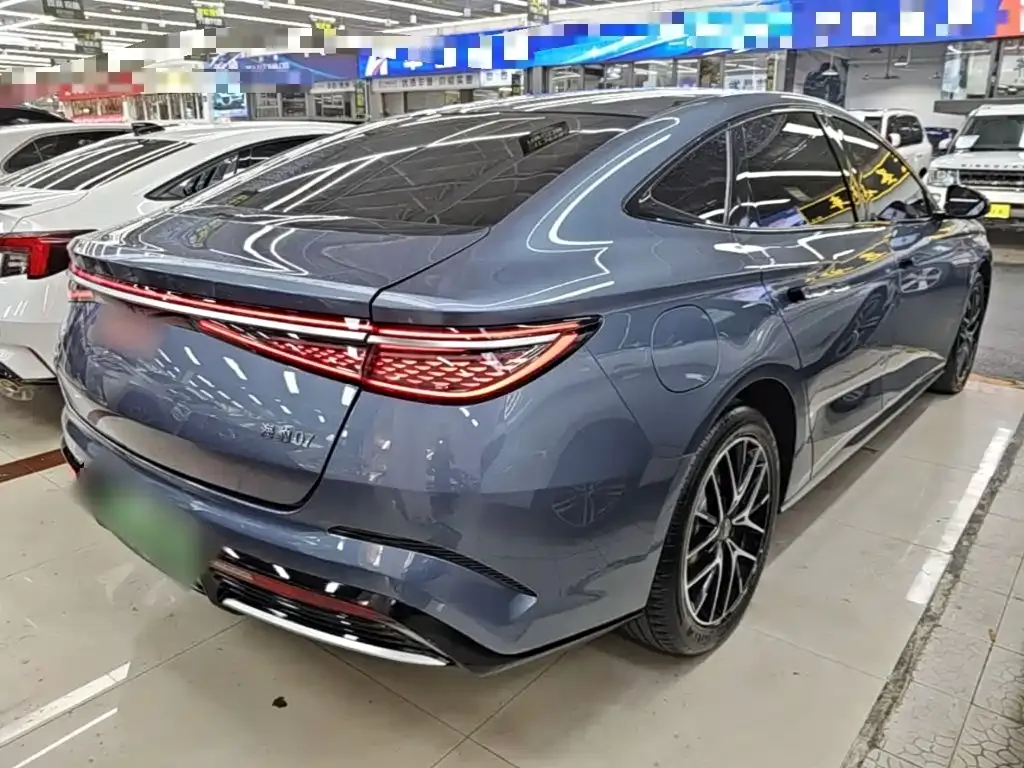 BYD Seal 07 DM-i — фото 7