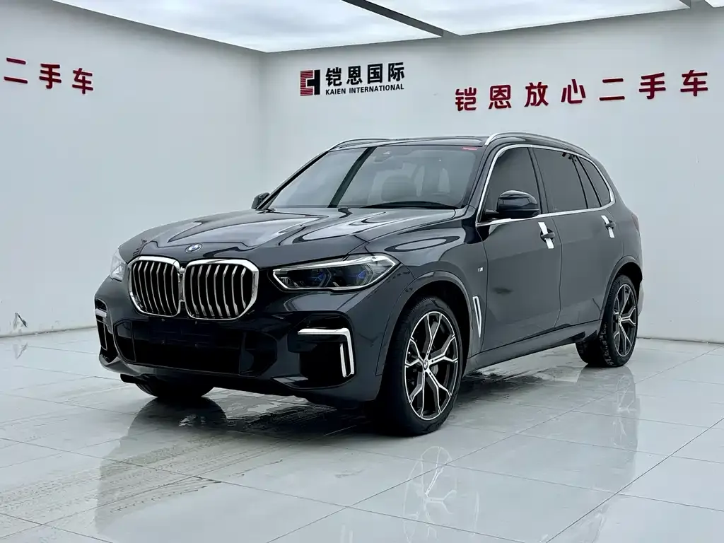 BMW X5 — фото 1