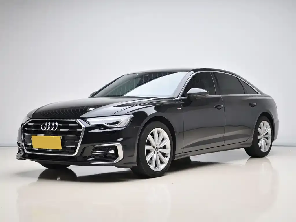 Audi A6L — фото 1