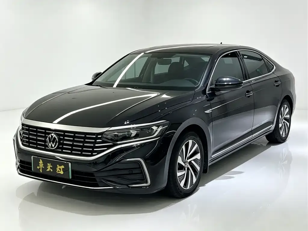 Volkswagen 帕萨特插电混动 — фото 1