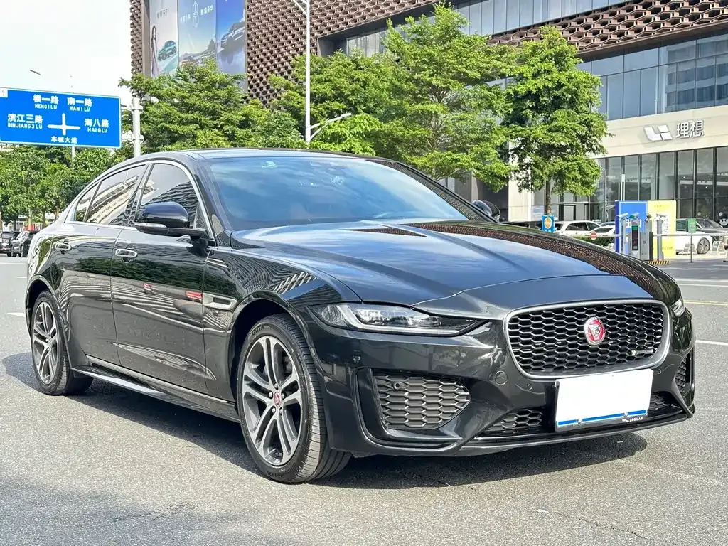 Jaguar XEL — фото 8