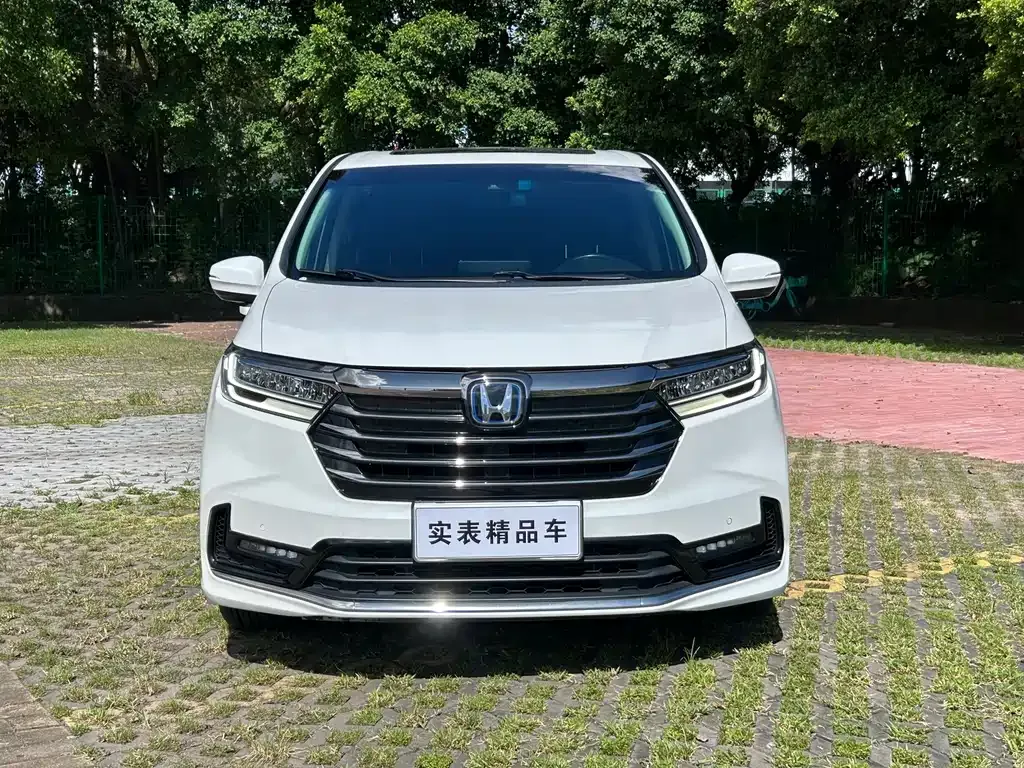 Honda Odyssey — фото 10