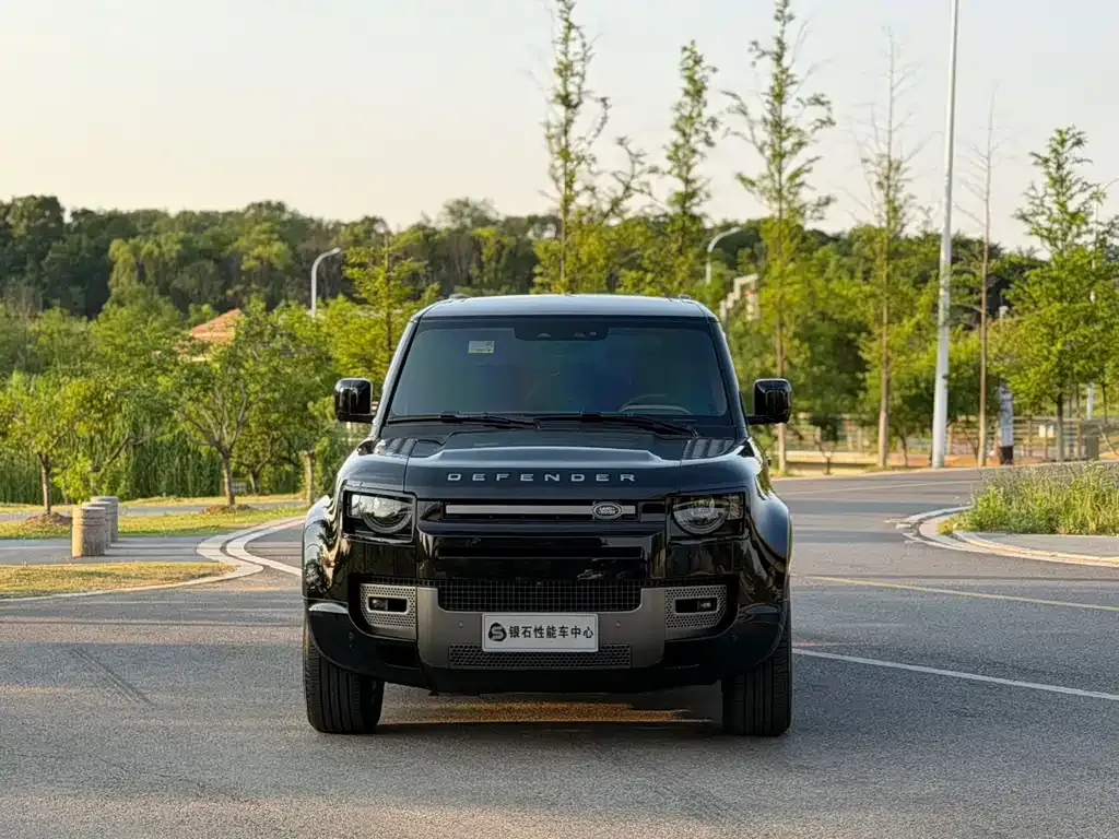Land Rover Defender — фото 4