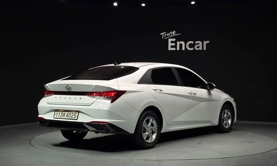 Hyundai AVANTE — фото 2