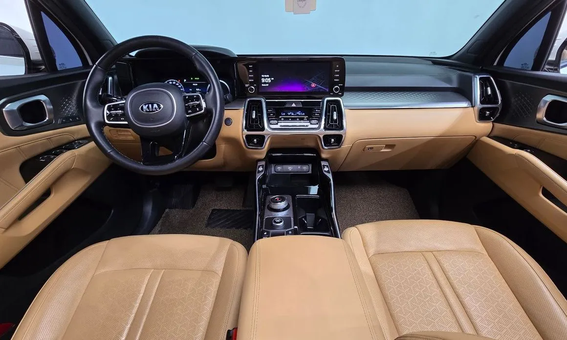 Kia Sorento — фото 7