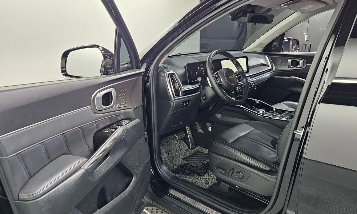 Kia Sorento — фото 5