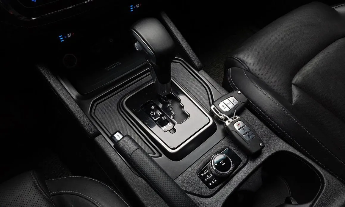 KG Mobility (Ssangyong) Rexton — фото 3