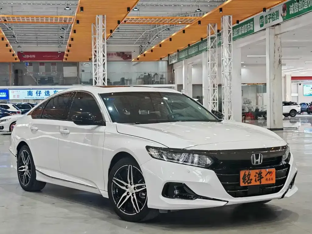 Honda Accord — фото 5