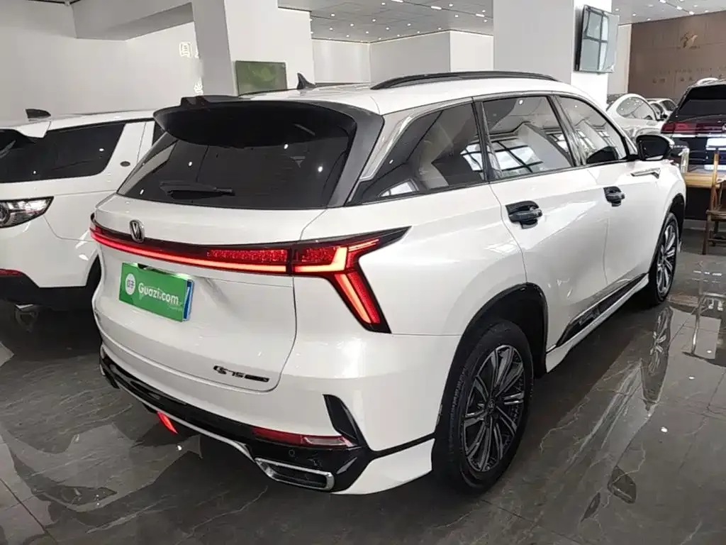 Changan CS75PLUS — фото 10