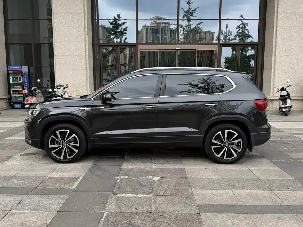 Volkswagen Tharu — фото 6