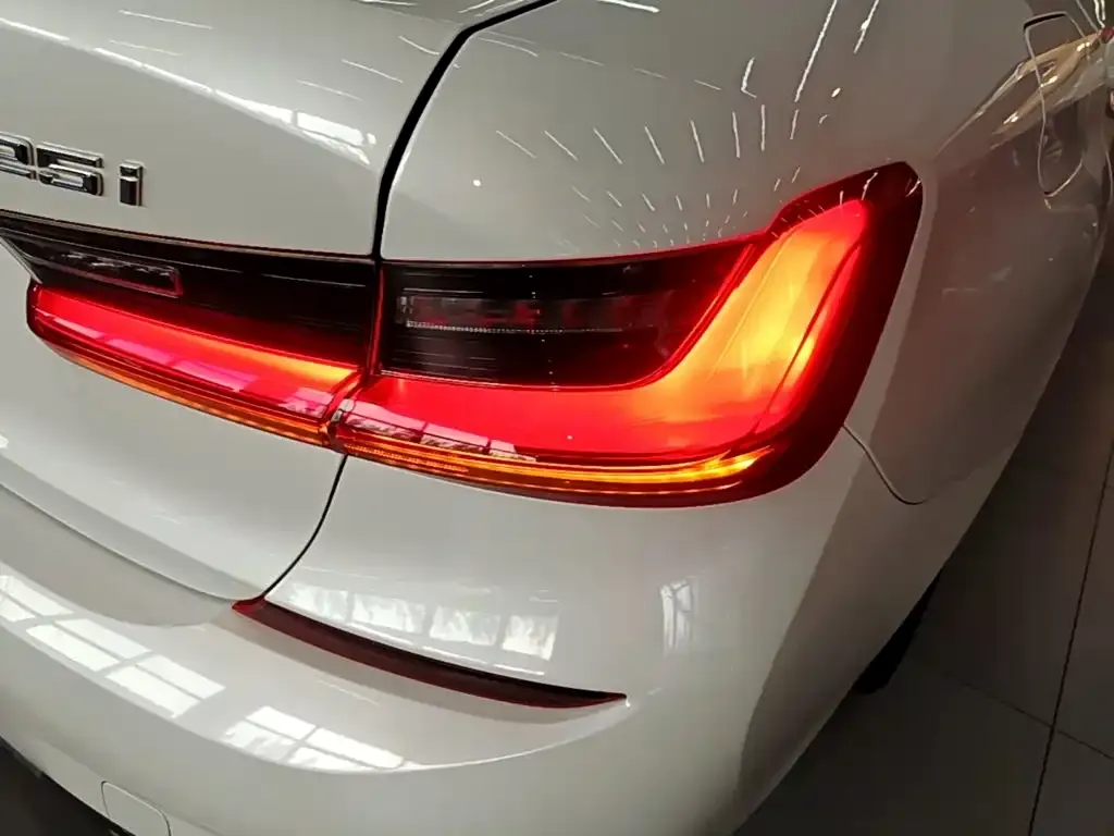 BMW 3 Series — фото 4