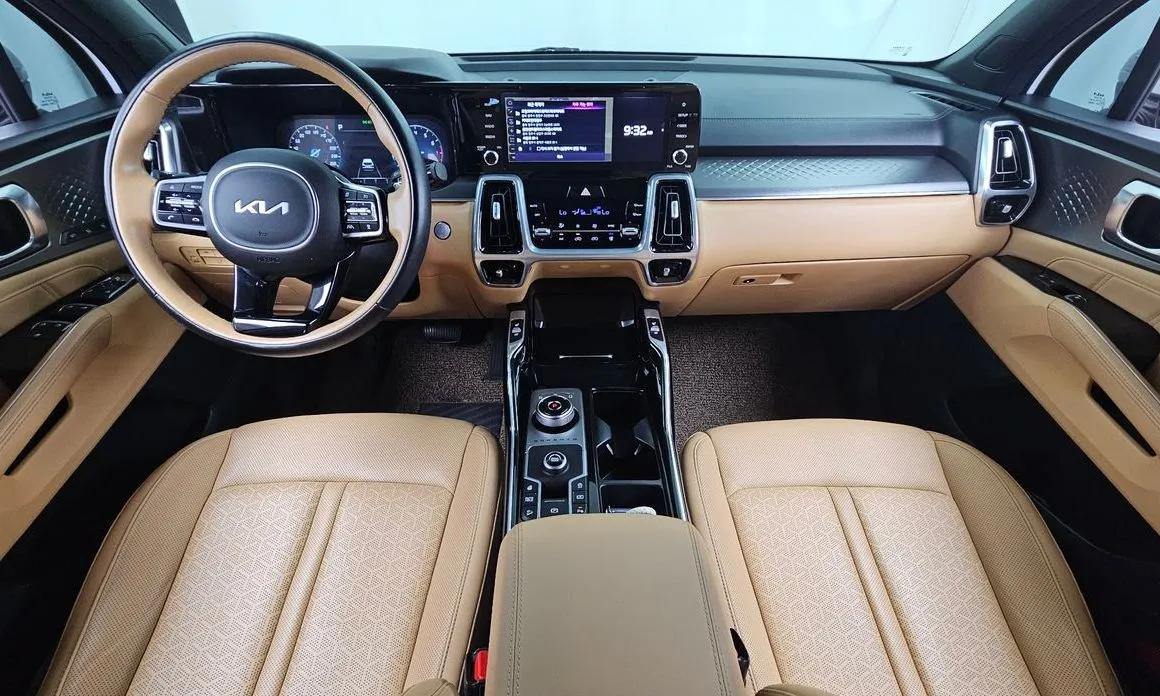 Kia Sorento — фото 9