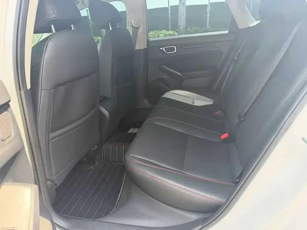 Honda Civic — фото 4