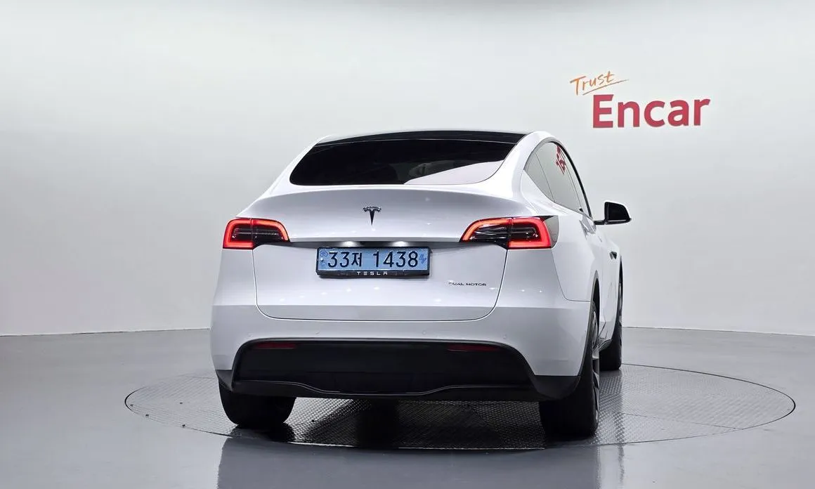 Tesla Model Y — фото 4