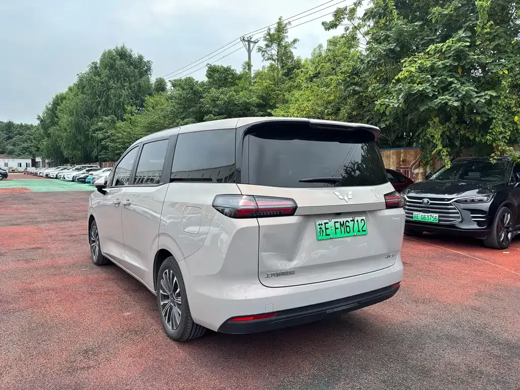 Wuling Starlight 730 New Energy — фото 9