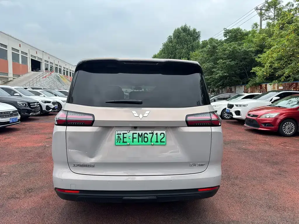 Wuling Starlight 730 New Energy — фото 8
