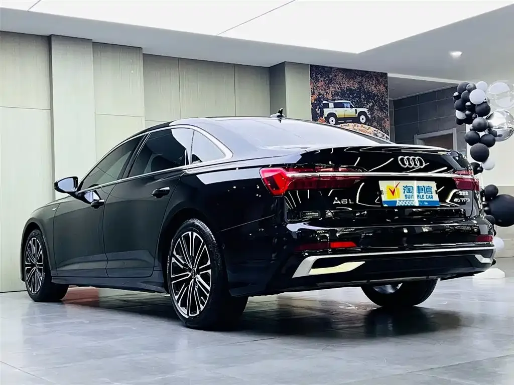 Audi A6L — фото 9