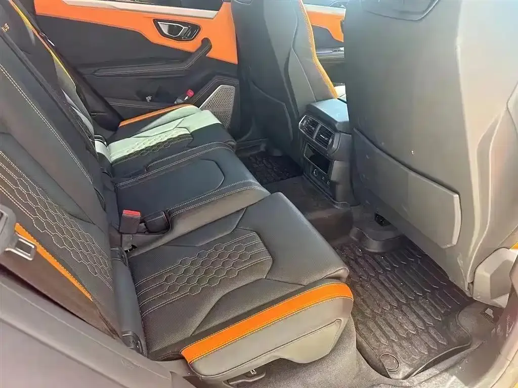 Lamborghini Urus — фото 4