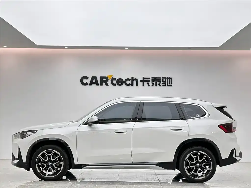 BMW X1 — фото 9