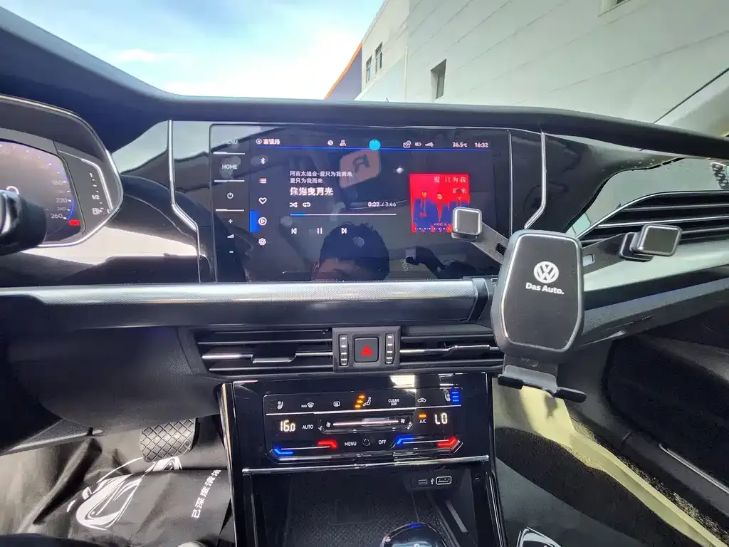 Volkswagen Passat — фото 6