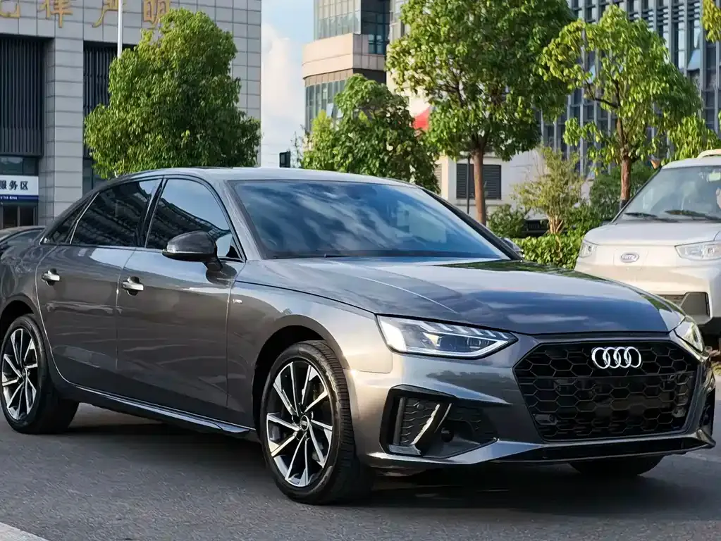 Audi A4L — фото 8