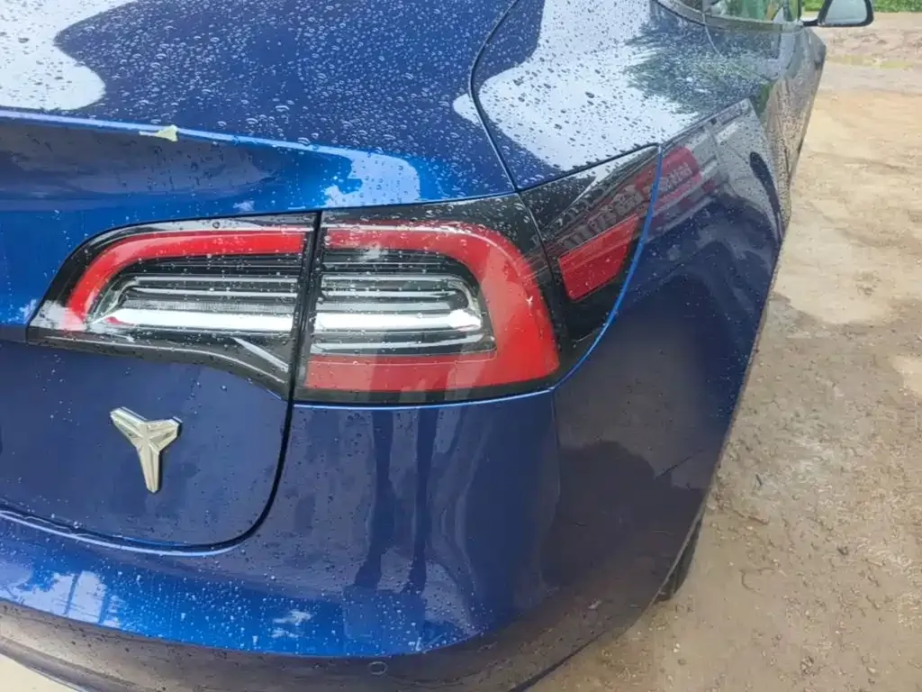 Tesla Model 3 — фото 6