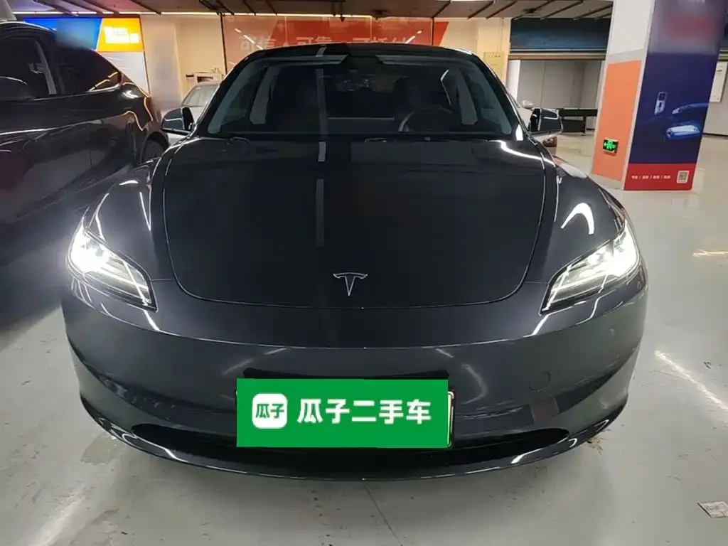 Tesla Model 3 — фото 2
