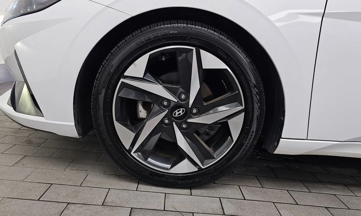 Hyundai AVANTE — фото 9
