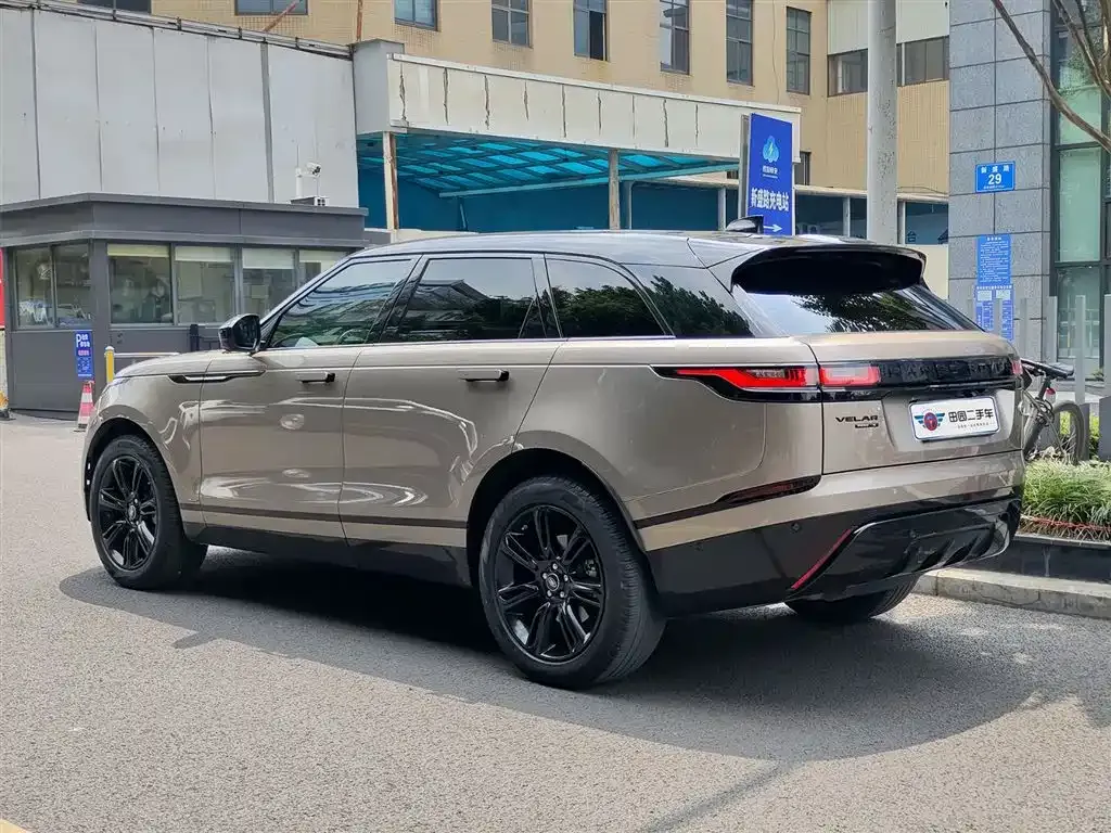 Land Rover Velar — фото 2