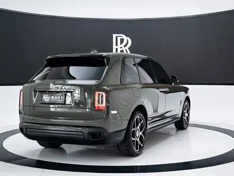 Rolls-Royce Cullinan — фото 7