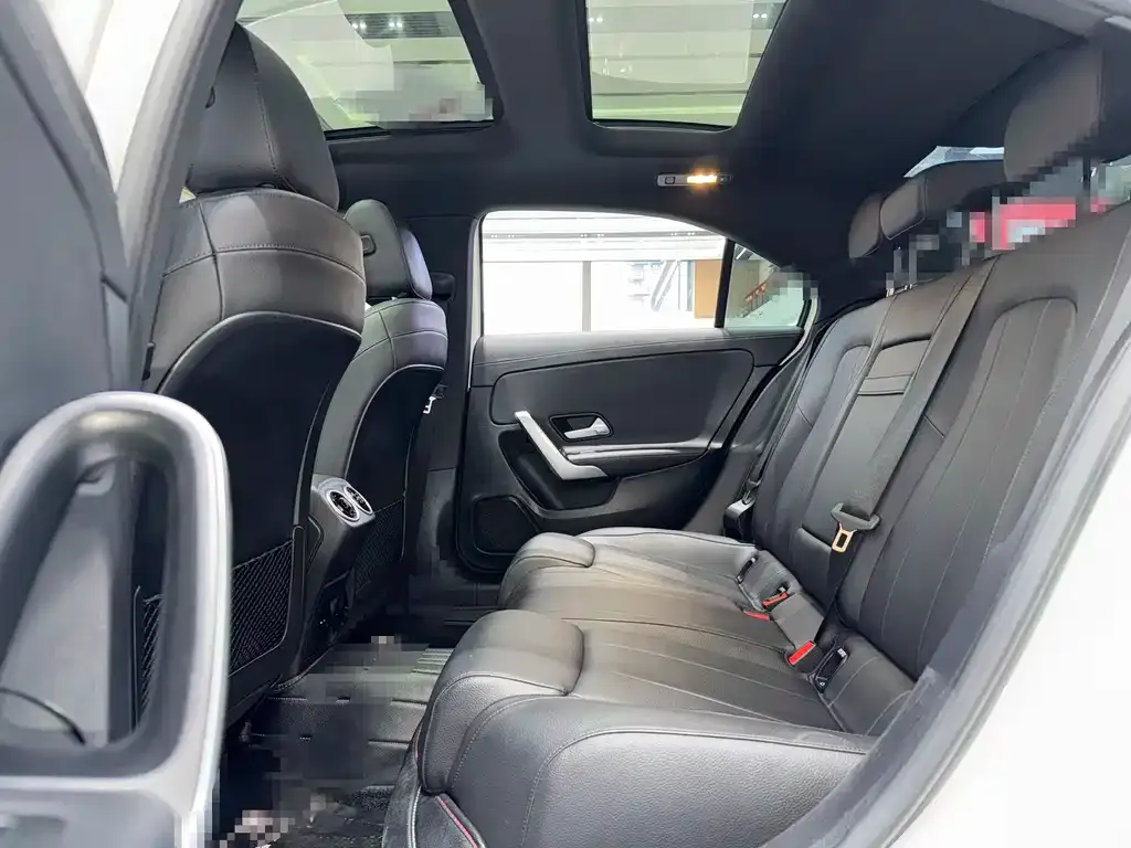 Mercedes-Benz A-Class 2021 из CN, фото 3